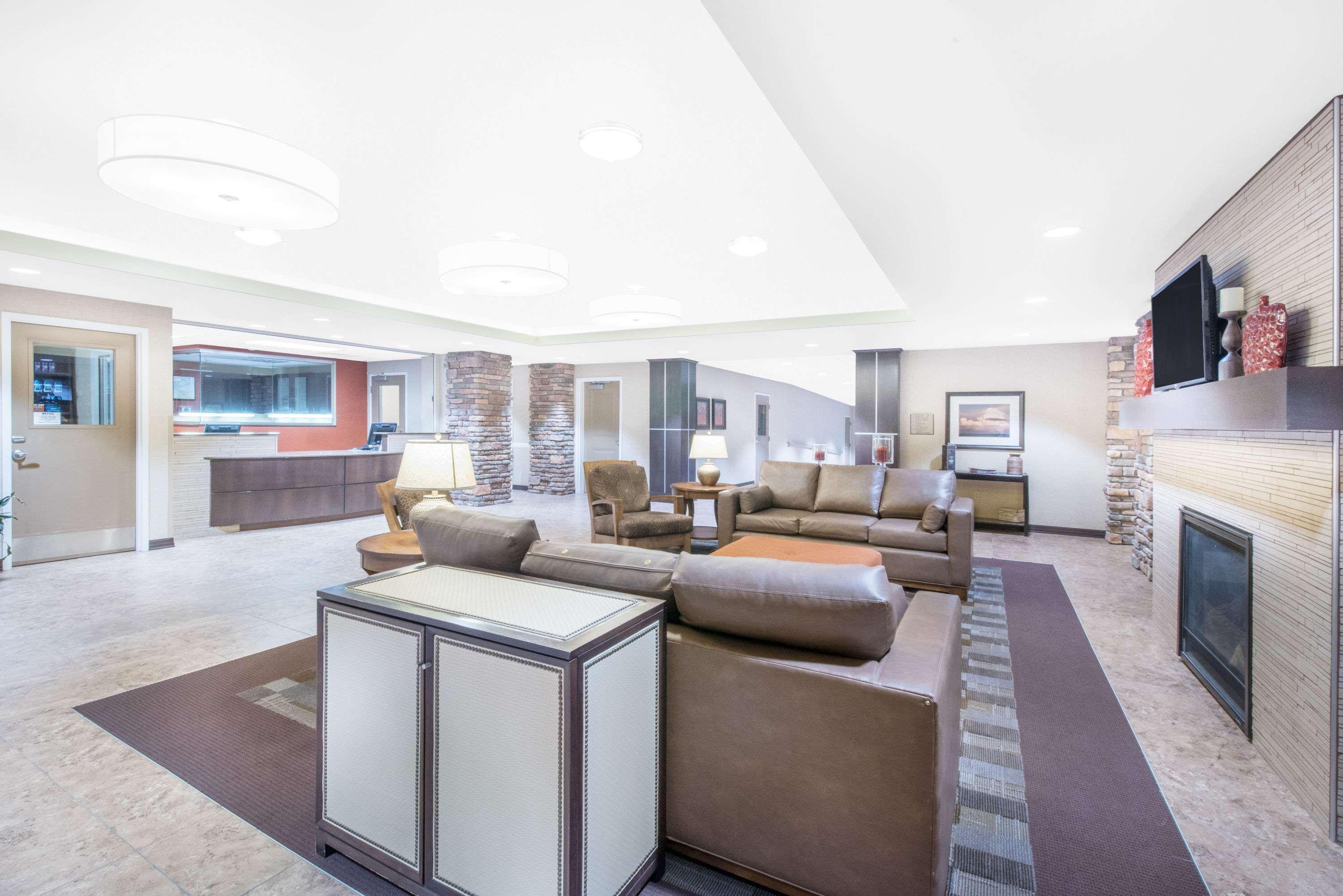Hawthorn Extended Stay By Wyndham Dickinson Exteriör bild