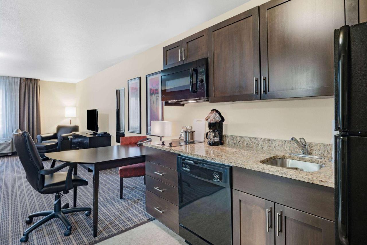 Hawthorn Extended Stay By Wyndham Dickinson Exteriör bild
