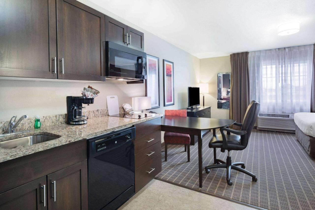 Hawthorn Extended Stay By Wyndham Dickinson Exteriör bild